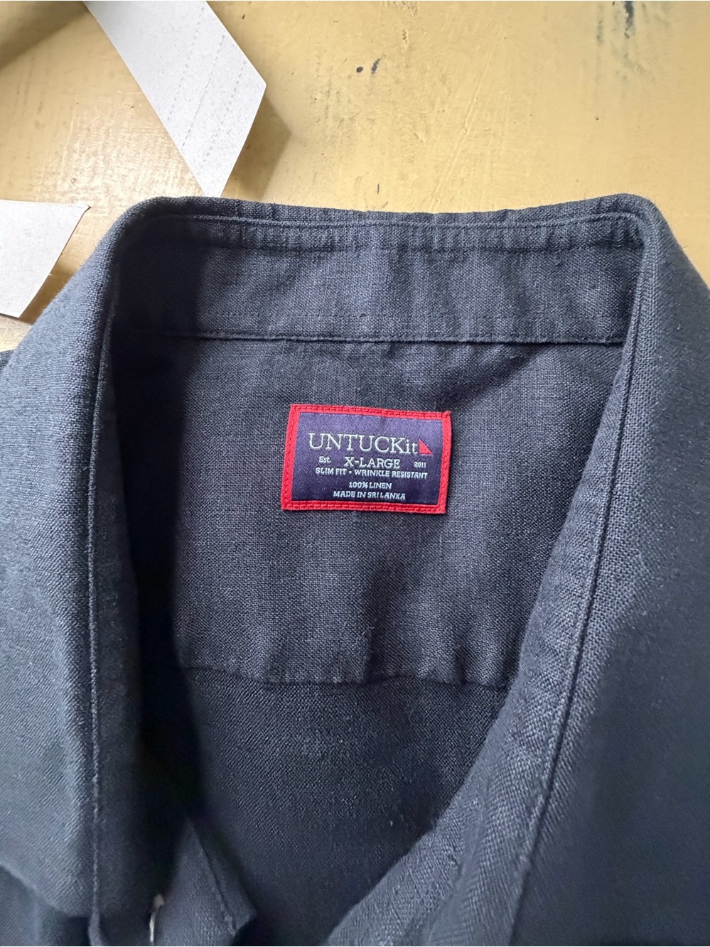 UNTUCKit Men's Short Sleeve Button-Down Shirt - Charcoal - Picture 3 of 7